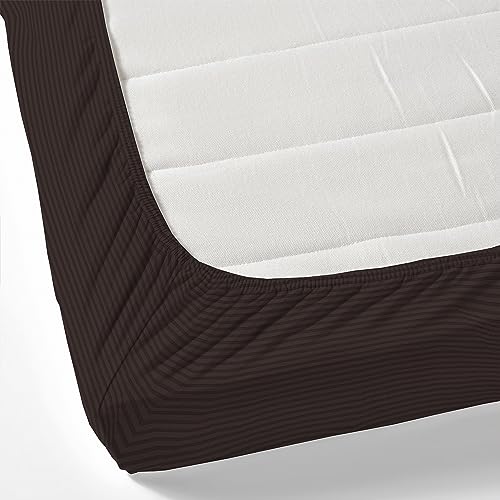 Osric Glace Cotton Fitted Queen Size Double Bedsheet 90x100 inch with 2 Pillow Cover 18x28 inch for Home, Hotel, Guest Room (Grey 300)